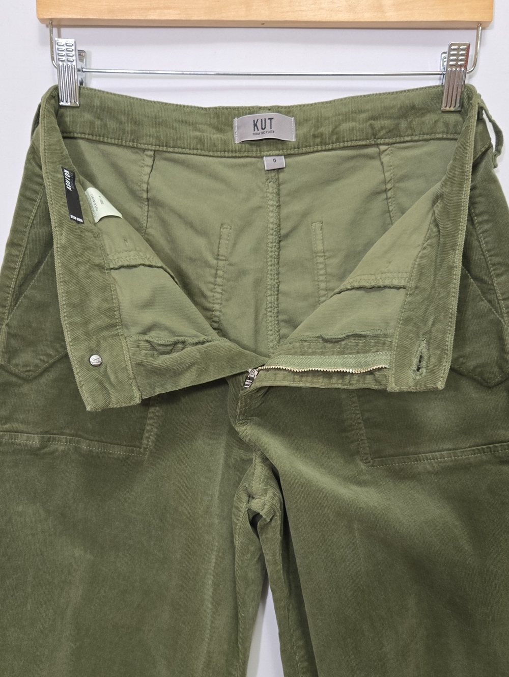 Kut From The Kloth Ashton Barrel Leg Corduroy Pants Size 6 High Rise Birch Green - Picture 7 of 10